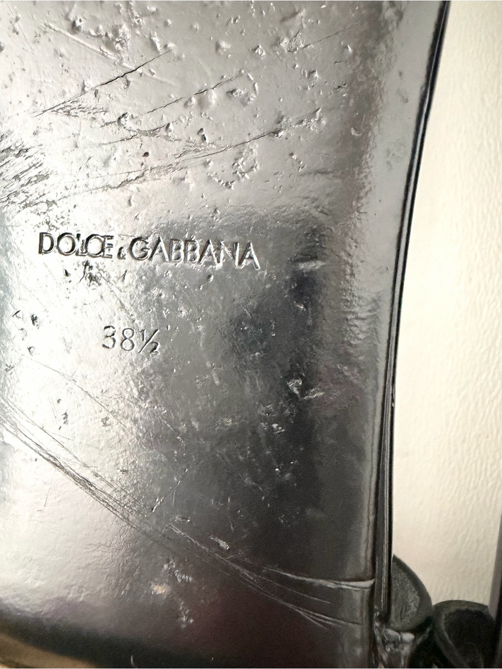 DOLCE & GABBANA | Black Patent DG Gold Logo Flat Sandals Ankle Strap EU 38.5 - Picture 13 of 13